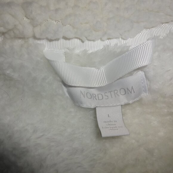 Nordstrom Robe Spa ivory/off white Soft Plush fleece Sherpa Belt/wrap Women L - Picture 4 of 12